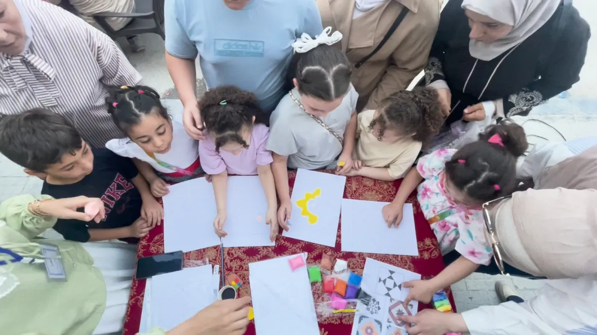 أطفال يرسمون تراث حلب